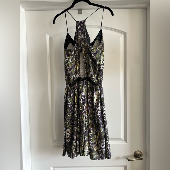 Lululemon Summer Dress - Picture 3 of 9